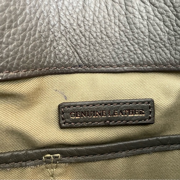 G.I.L.I Grey Leather Hobo Bag - Picture 8 of 11